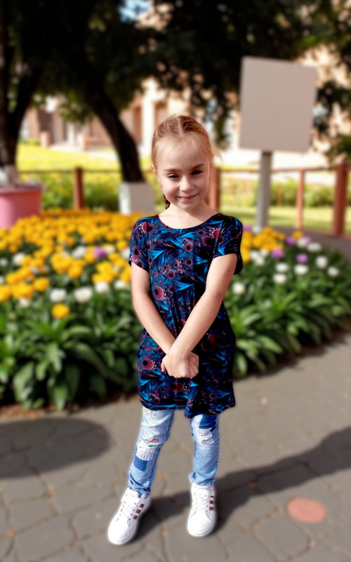 Dětské šaty viskozové pírka 116 — foto 2