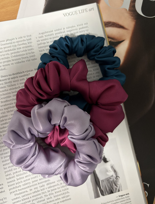 Hedvábné scrunchies „Berry & Ocean“ — foto 3