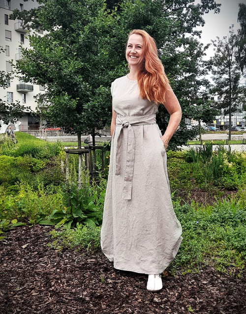 Lněné šaty přírodní s páskem — foto 2