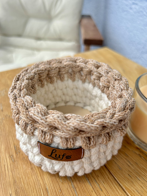 Ručně háčkovaný košík – 10 cm — foto 2