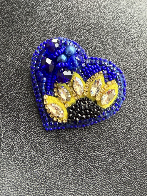 Brož Srdce – Žluto-Modrá (Yellow Blue) — foto 2