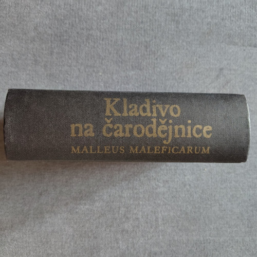 Kniha — foto 3