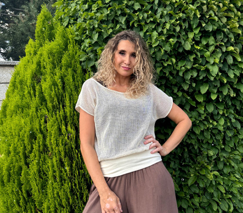 Volný top s pasem smetanová síťka — foto 3