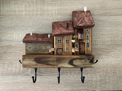 Domečkový věšák — foto 2
