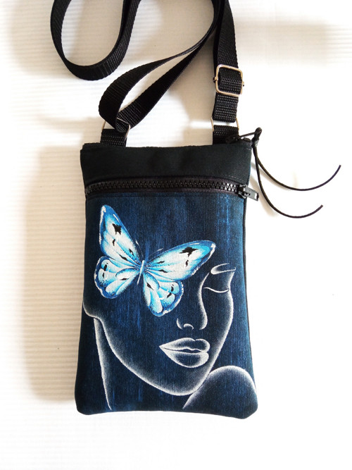 Crossbody s kapsou-DÍVKA S MOTÝLEM — foto 2