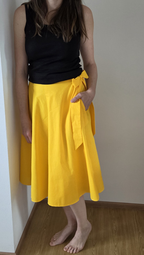 Zavinovací půlkolová sukně — foto 5