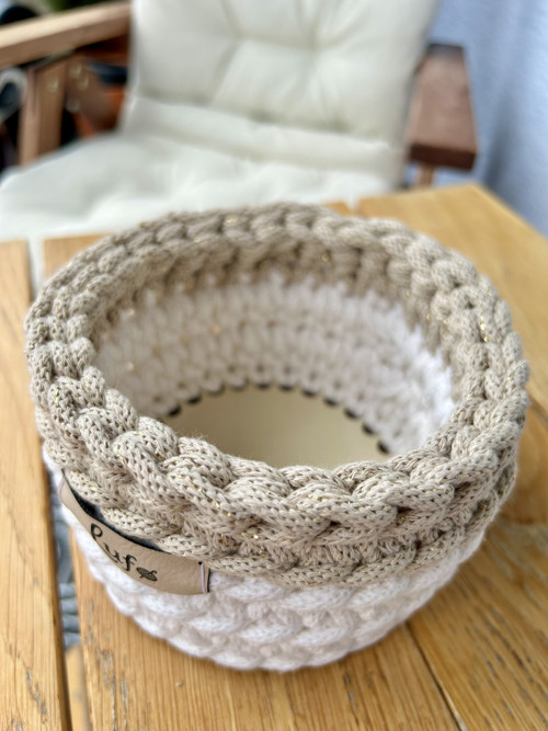 Háčkovaný košík 13 cm — foto 2