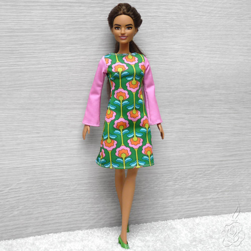 Retro šaty pro Barbie — foto 3