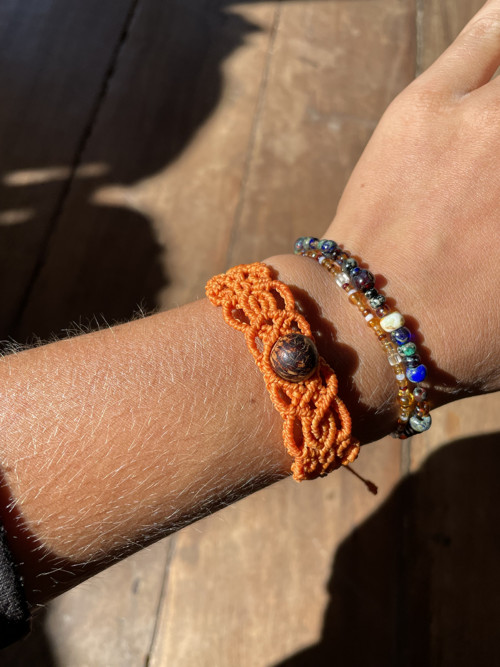 Náramek z macramé — foto 2