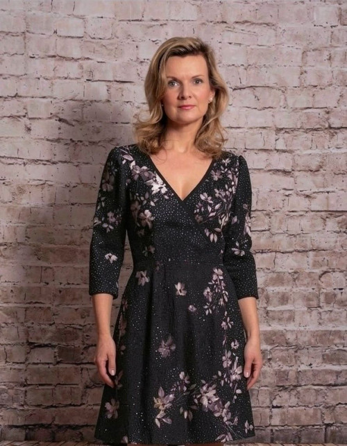Zavinovací šaty - Carla - Vel. 38 — foto 3