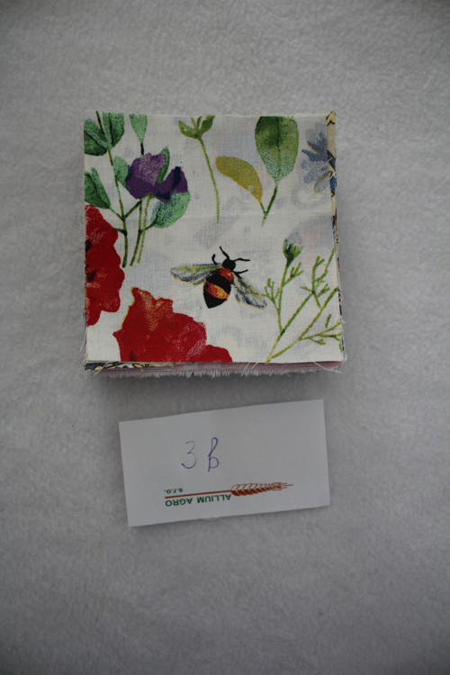 Zbytky látek na patchwork (3b), 80 kusů — foto 2