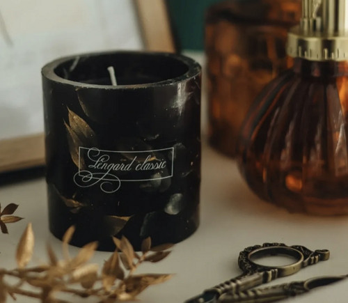 Svíčka "Ruscus Noir Prestige"Malý cylindr — foto 3