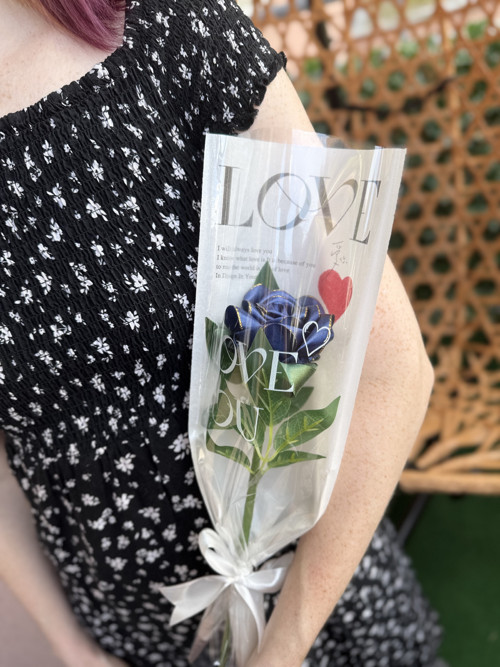 Saténová růžička ,,LOVE,, — foto 3
