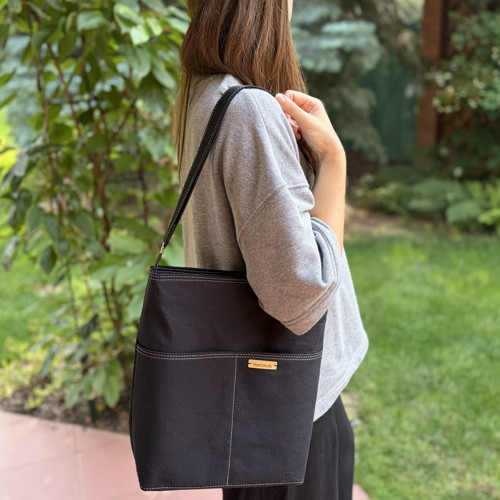 Černá crossbody kabelka — foto 2