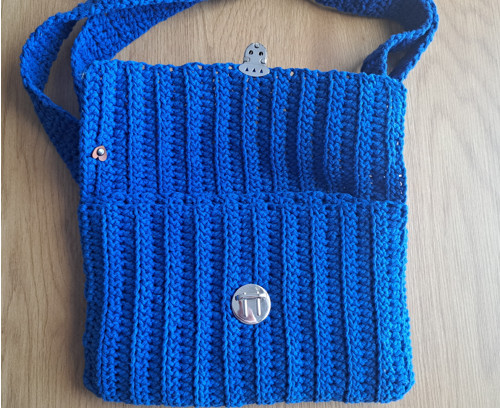 Háčkovaná crossbody kabelka - modrá — foto 4