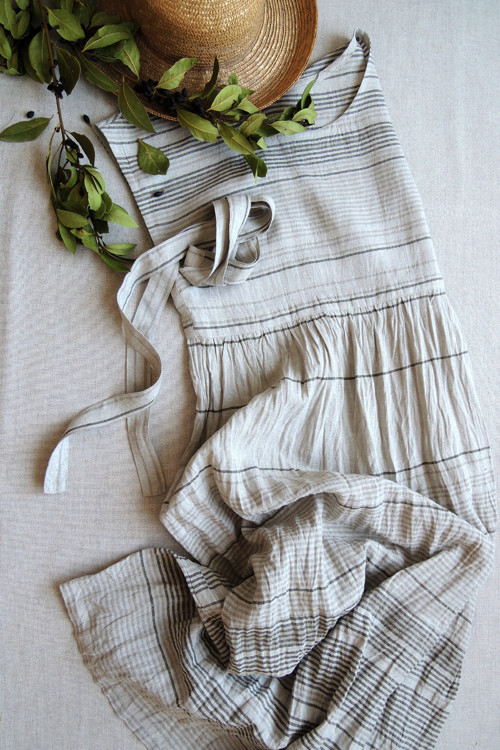 RUTH - LinLines s khaki - šaty len — foto 2