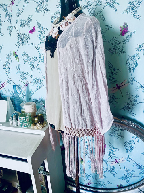 Kardigan boho s třásněma — foto 4
