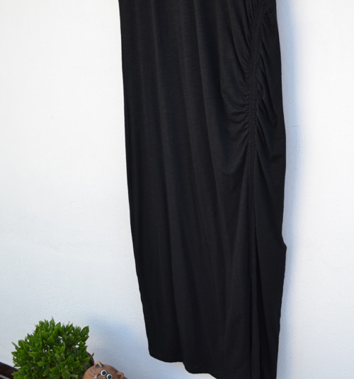 Černé elegantní šaty — foto 3
