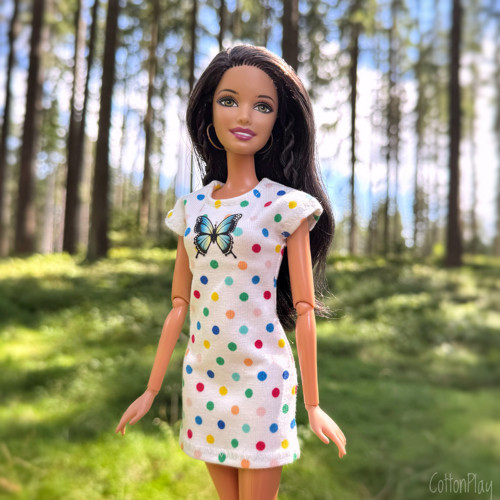 Motýlek - šaty s puntíčky pro Barbie — foto 2