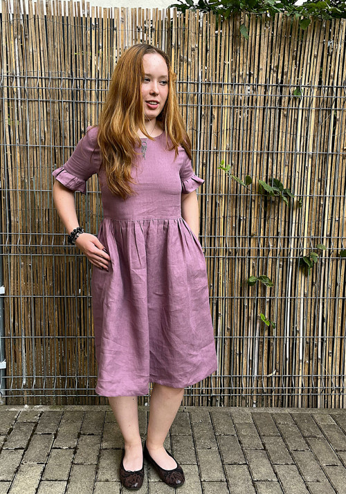 Lněné šaty VELVET PLUM — foto 3