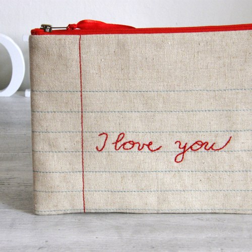 Kapsička vyšívaná - I love you — foto 6
