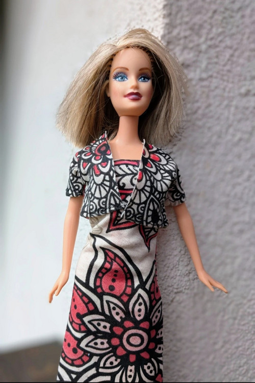 Šaty s bolerkem a botičkami pro Barbie — foto 4