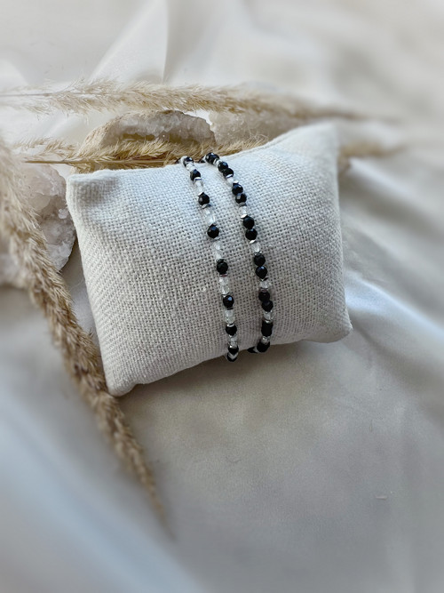 Náramek bílý topaz, černý spinel a ocel — foto 5