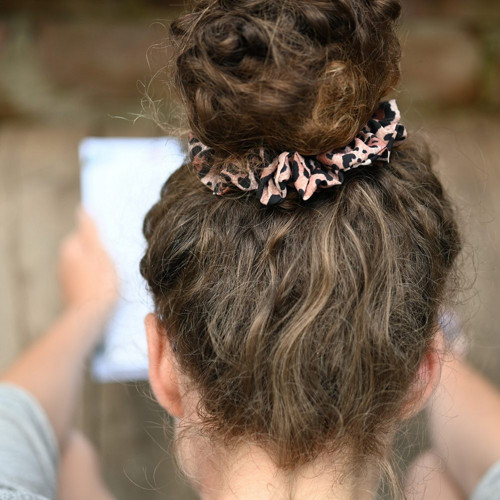 Scrunchie Pudrově růžová - širší — foto 5