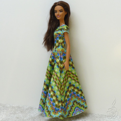 Dlouhé zelené šaty pro Barbie — foto 2