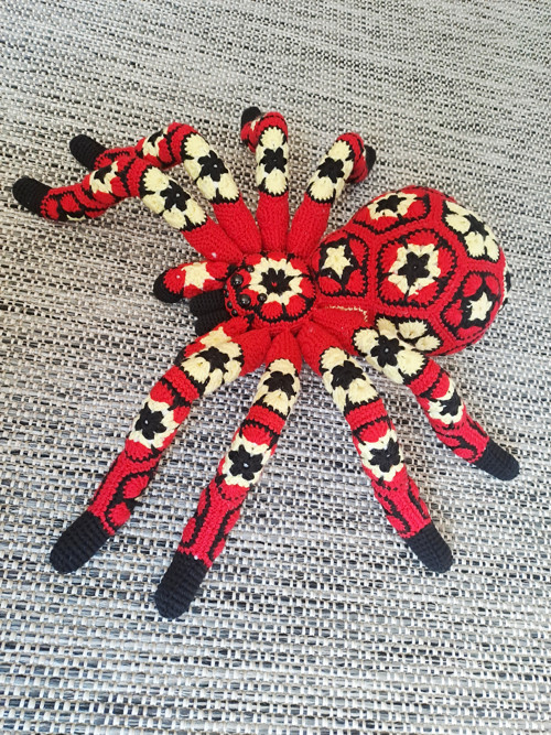 Tarantule-červená — foto 3