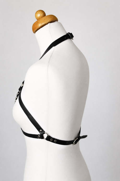 Kožený body harness RINGS — foto 4