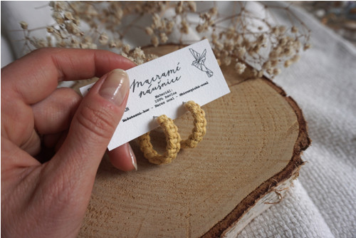 Kruhové macramé náušnice Honey — foto 3