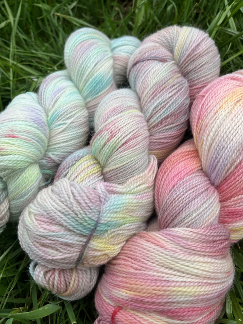 RUČNĚ BARVENÉ PŘADÉNKO - LAMIČKA merino/alpaca — foto 2