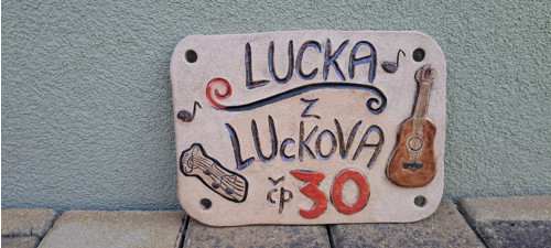 Velká cedule na chatu, barák — foto 2