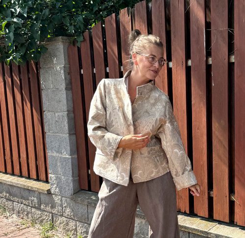 Volný kabátek tapetový vzor — foto 3