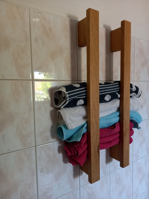 Dubový držiak na uteráky — foto 4