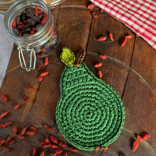 Háčkované podtácky zelené hrušky - set 4 ks — foto 2
