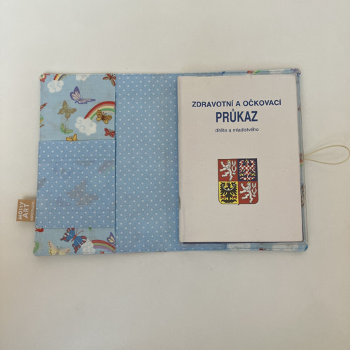 Obal na očkovací průkaz duha — foto 4