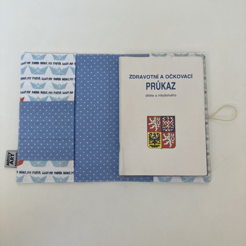 Obal na očkovací průkaz - lodičky — foto 4