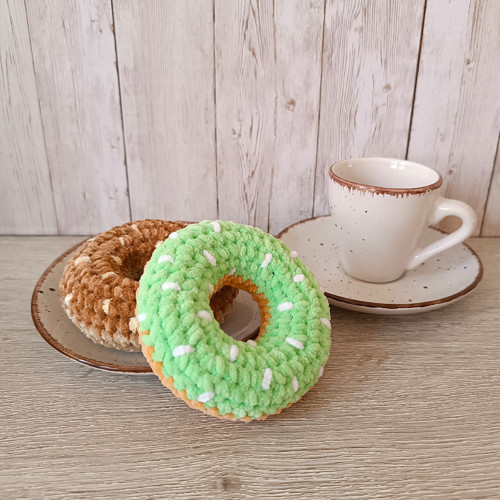 Donut háčkovaný světle zelený — foto 4