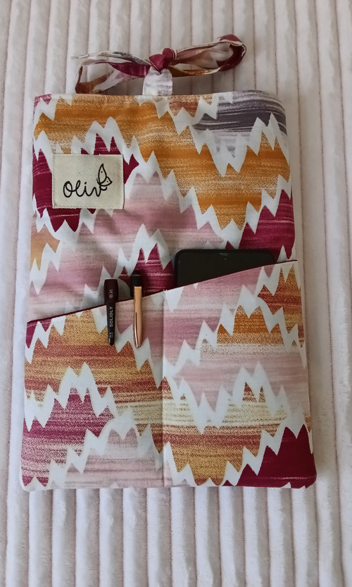 Obal na tablet nebo knihu — foto 2