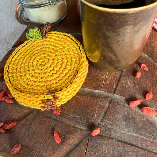Háčkované podtácky žlutá jablka – Set 4 ks — foto 3