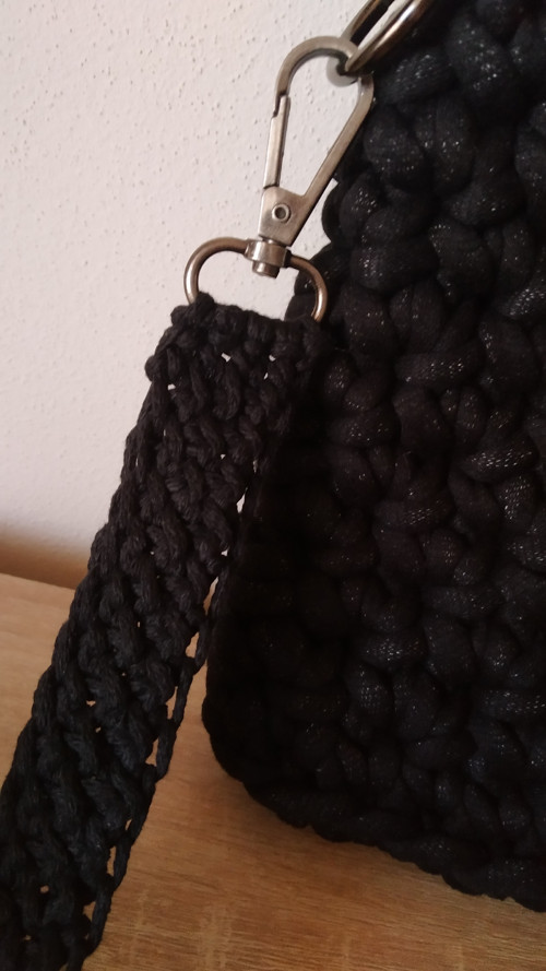 Háčkovaná kabelka — foto 3