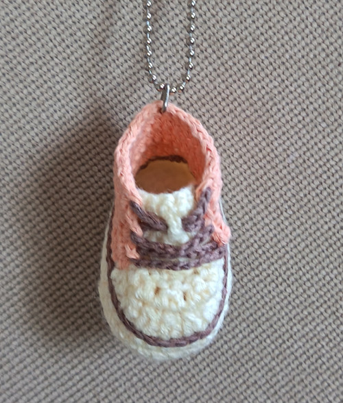 Háčkovaná mini teniska — foto 2