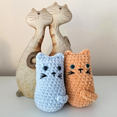 Háčkovaná kočička - modrošedá — foto 5