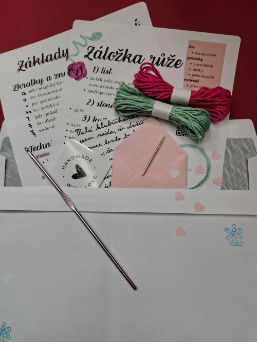 Háčkovací sada záložka s růží — foto 2