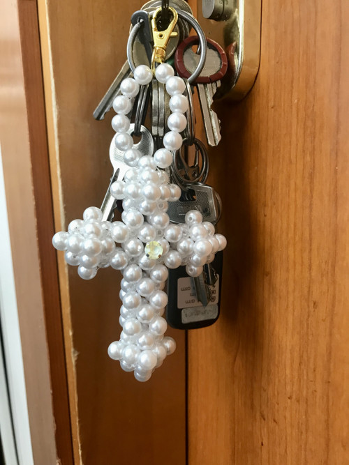 Prívesok Pearl Cross — foto 3
