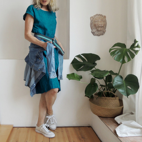 RUTH Tmavý tyrkys - šaty len kratší — foto 5