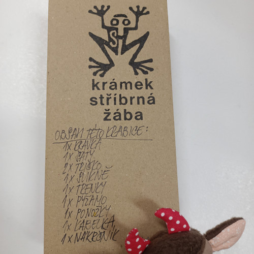 Kravka s výbavou — foto 4