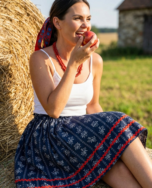 Folklorní sukně S — foto 3